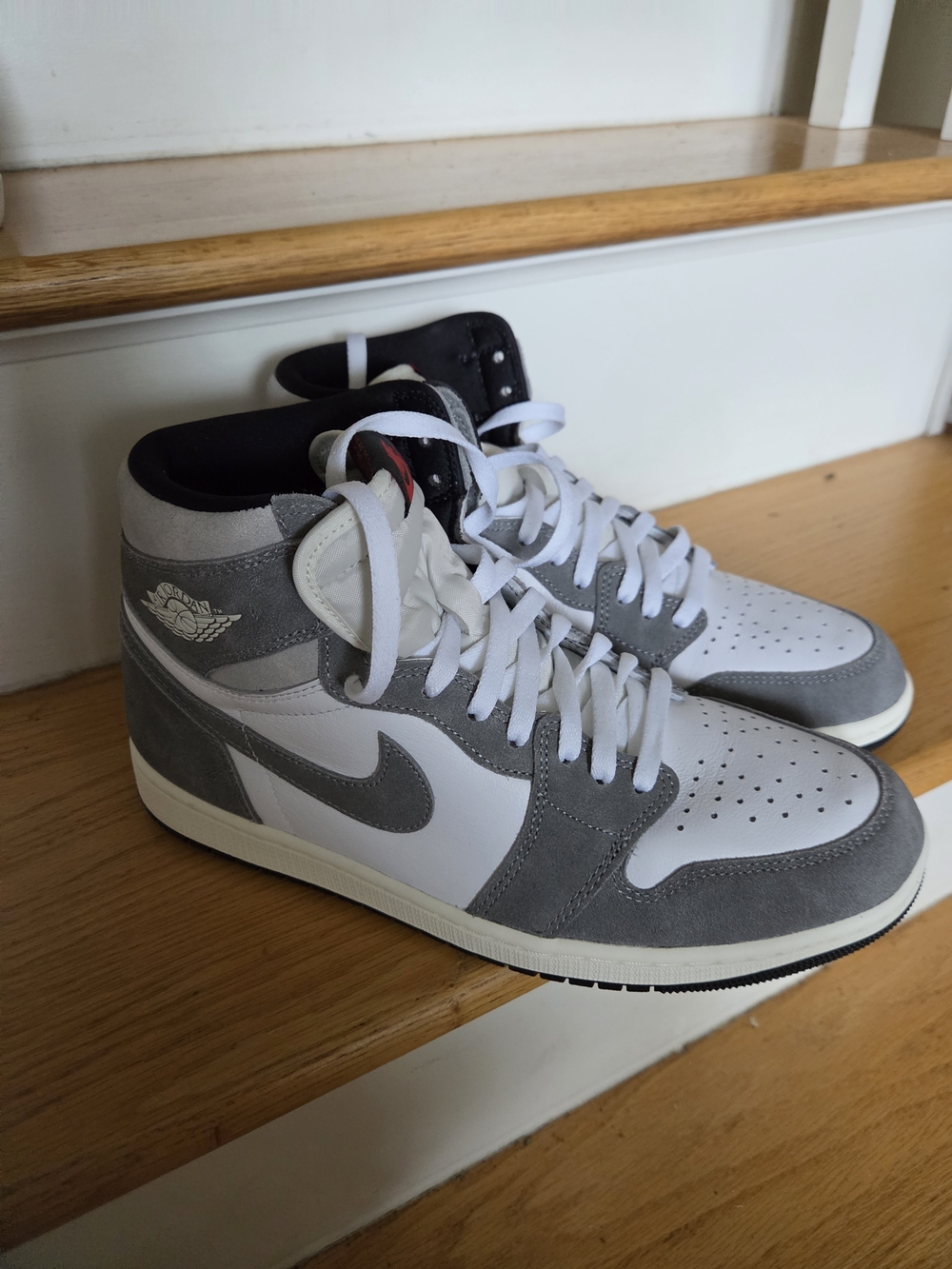 Air Jordan Style High-Top Sneakers in White and Gray